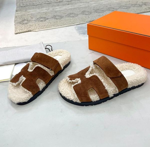 luxury designer autumn winter women slippers ladies soft wool slip on slides casual flat heels outdoors slipper warm mules runway 2216096, Black
luxury designer autumn winter women slippers ladies soft wool slip on slides casual flat heels outdoors slipper warm mules runway 2216096, Black