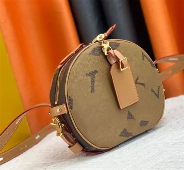 mt women round bag boite chapeau souple handbag with lock tote designer shoulder crossbody bag fashion lady genuine leather monograms messen
mt women round bag boite chapeau souple handbag with lock tote designer shoulder crossbody bag fashion lady genuine leather monograms messen