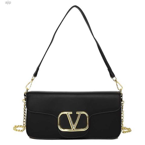 2023 new versatile popular litchi pattern single shoulder bag trend fashion texture belt buckle messenger bags
2023 new versatile popular litchi pattern single shoulder bag trend fashion texture belt buckle messenger bags