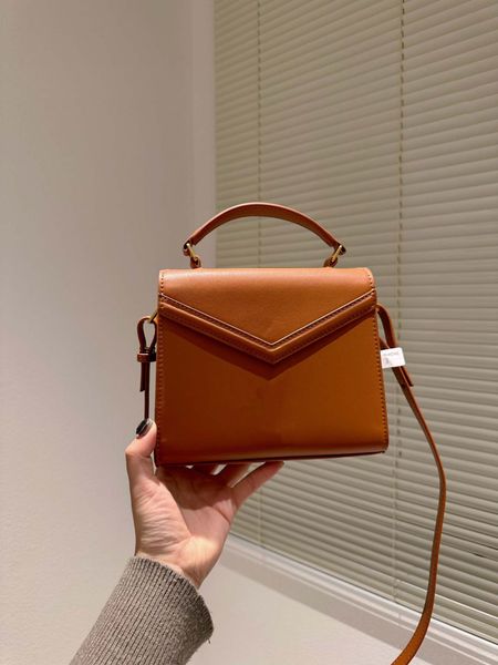 fashion designer woman bag women shoulder bag handbag purse original box genuine leather cross body chain high grade quality
fashion designer woman bag women shoulder bag handbag purse original box genuine leather cross body chain high grade quality