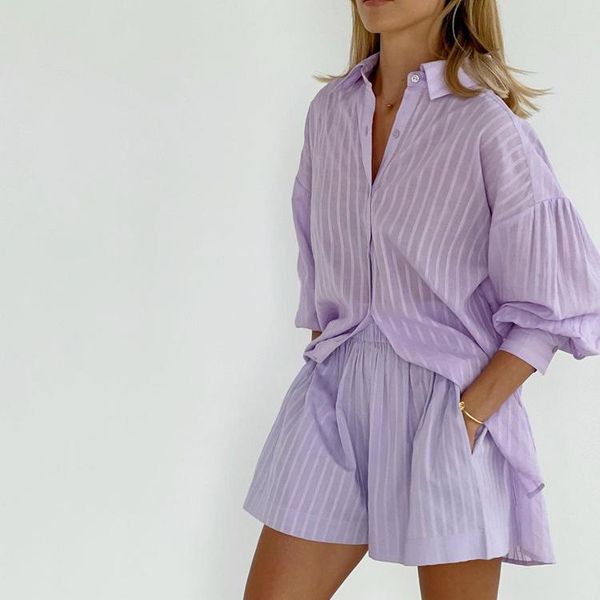 dress lfrvz 2022 ins striped casual sweet nature full sleeve long shirt set + short pants loose slim women 2 piece set, White
dress lfrvz 2022 ins striped casual sweet nature full sleeve long shirt set + short pants loose slim women 2 piece set, White