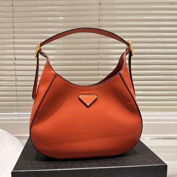 brand bag designer cleo tote bag crossbody fashion shoulder purse luxurys women underarm bags leather wallet classic plain saddle handbags b
brand bag designer cleo tote bag crossbody fashion shoulder purse luxurys women underarm bags leather wallet classic plain saddle handbags b