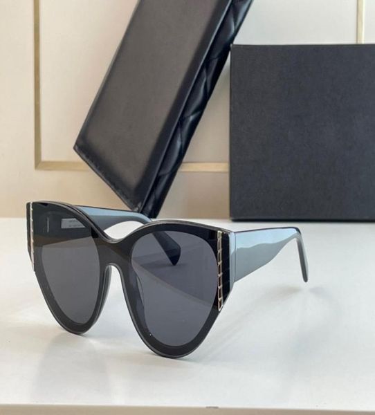 womens sunglasses for women men sun glasses mens signature 6054 fashion style protects eyes uv400 lens with random box1693930, White;black
womens sunglasses for women men sun glasses mens signature 6054 fashion style protects eyes uv400 lens with random box1693930, White;black