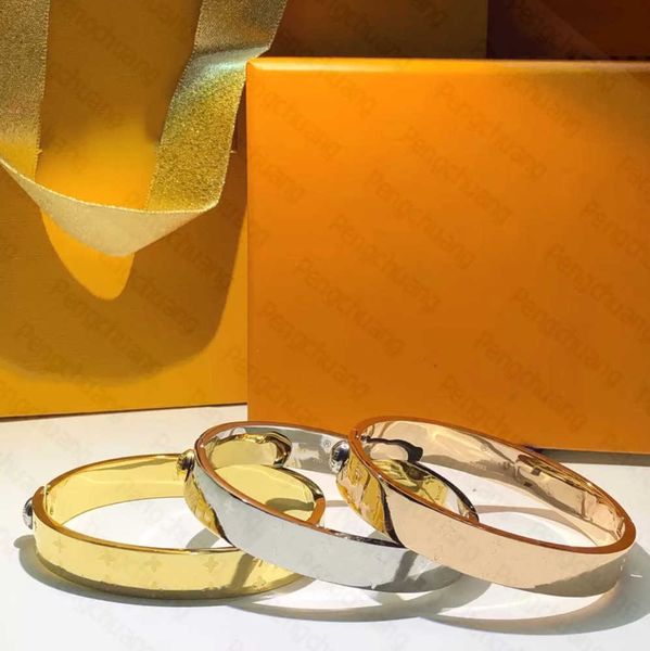 bangle brand woman with floral designs fashion women bracelet gold silver s luxury bracelets gift jewelry with box 28ess, Black
bangle brand woman with floral designs fashion women bracelet gold silver s luxury bracelets gift jewelry with box 28ess, Black