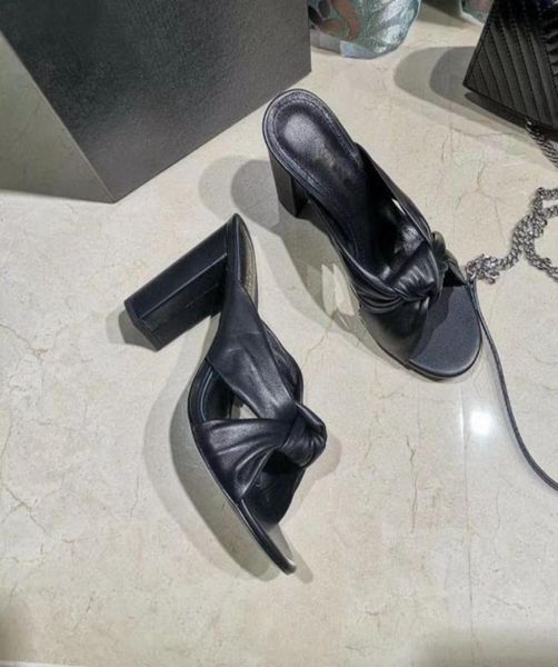 2020 latest r slippers fashion women039s high heels thick bottom slippers beach shoes leather big bottom slippers si9401015, Black
2020 latest r slippers fashion women039s high heels thick bottom slippers beach shoes leather big bottom slippers si9401015, Black
