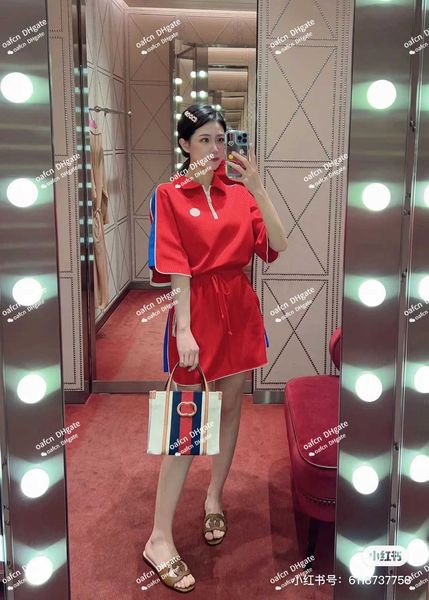 23ss autumn fashion designer women's dress round neck colorful spliced luxury slim fit waist coat sml, White
23ss autumn fashion designer women's dress round neck colorful spliced luxury slim fit waist coat sml, White