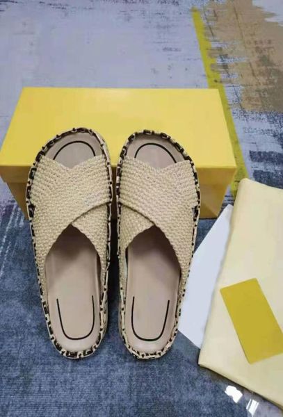 2021 summer beach beige lafite flat women039s slippers luxury fashion designer weaving style grass big cross sandals with box s2656285, Black
2021 summer beach beige lafite flat women039s slippers luxury fashion designer weaving style grass big cross sandals with box s2656285, Black