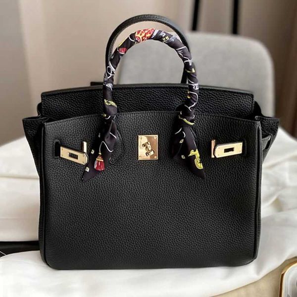 fashion bags herms binkins original calf head layer cowhide lychee pattern lock buckle handle kellyes bag banquet bride bag
fashion bags herms binkins original calf head layer cowhide lychee pattern lock buckle handle kellyes bag banquet bride bag