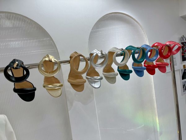 bijoux sandals classics women shoes heels sandals fashion beach thick bottom dress shoe alphabet lady sandal leather high heel lides, Black
bijoux sandals classics women shoes heels sandals fashion beach thick bottom dress shoe alphabet lady sandal leather high heel lides, Black