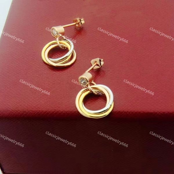 classic women's gold earrings luxury designer brand pendant 18k gold jewelry festival gift box, White
classic women's gold earrings luxury designer brand pendant 18k gold jewelry festival gift box, White