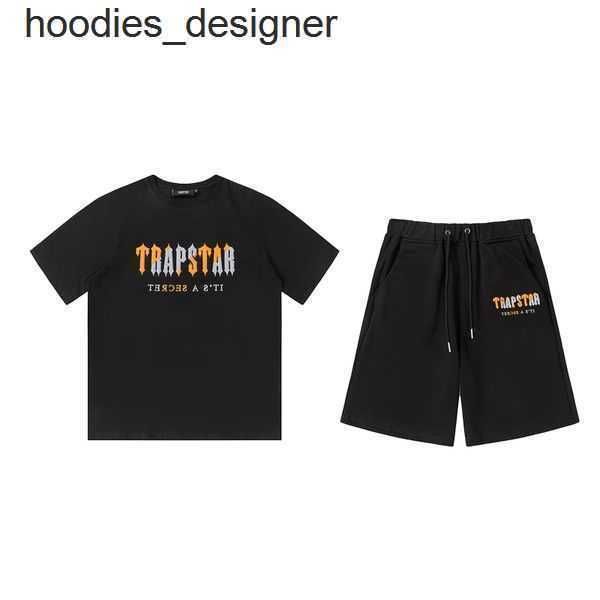 trapstar tracksuit designer shirts print letter luxury black and white trapstar shorts grey rainbow color summer sports fashion cotton short, White;black
trapstar tracksuit designer shirts print letter luxury black and white trapstar shorts grey rainbow color summer sports fashion cotton short, White;black