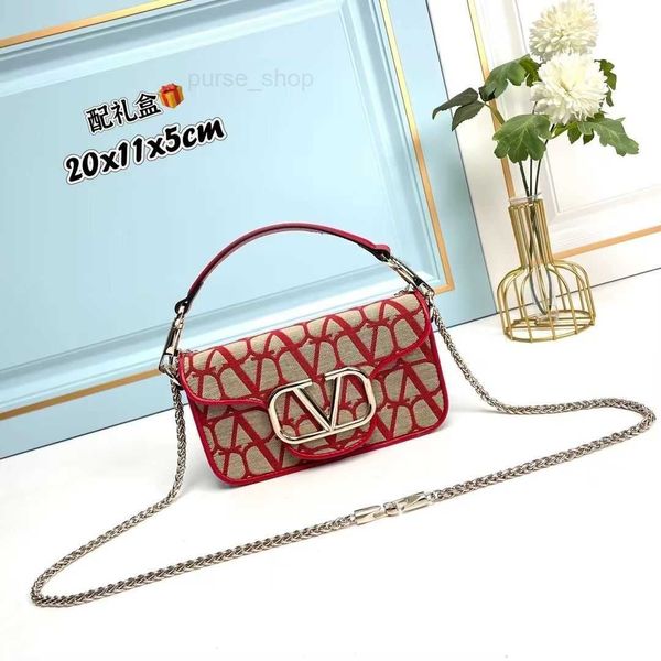 new designer evening bag classy valentinoes carrying printed shoulder flip v-logo canvas loco one handbag crossbody with matching square cha
new designer evening bag classy valentinoes carrying printed shoulder flip v-logo canvas loco one handbag crossbody with matching square cha