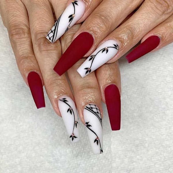 false nails 24 psset cobertura completa pressionando imprensa em unhas de acrlico art ballet longo unhas postias artificiais caixo vestindo, Red;gold
false nails 24 psset cobertura completa pressionando imprensa em unhas de acrlico art ballet longo unhas postias artificiais caixo vestindo, Red;gold