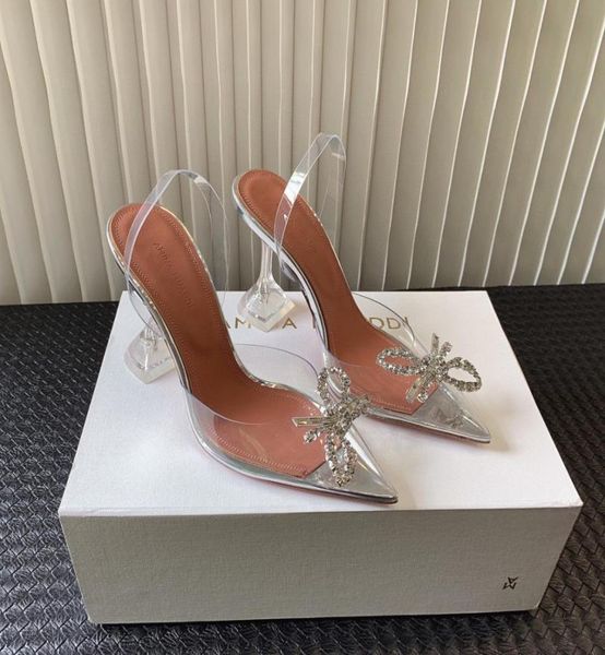 amina muaddi rosie bowie shoes crystalembellished pvc pumps heels sandals women luxurys designer dress shoe evening slingback str3789289, Black
amina muaddi rosie bowie shoes crystalembellished pvc pumps heels sandals women luxurys designer dress shoe evening slingback str3789289, Black