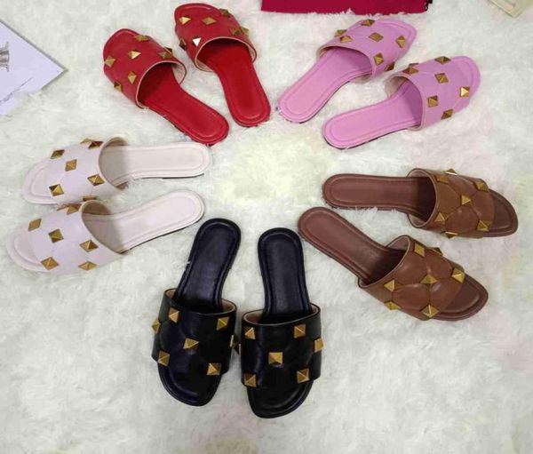 2021 women slippers summer beach genuine leather rivet slipper flip flops sandals woman casual flat slides with box large size3548015966, Black
2021 women slippers summer beach genuine leather rivet slipper flip flops sandals woman casual flat slides with box large size3548015966, Black