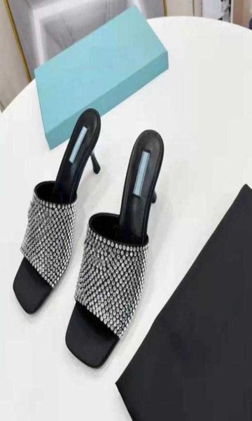designer women slippers crystal diamond slipper iconic square head high heels pearl rhinestone beach sandals with box5726980, Black
designer women slippers crystal diamond slipper iconic square head high heels pearl rhinestone beach sandals with box5726980, Black