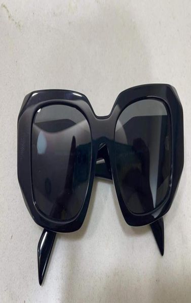 womens sunglasses for women 17w men sun glasses fashion style protects eyes uv400 lens with case6619789, White;black
womens sunglasses for women 17w men sun glasses fashion style protects eyes uv400 lens with case6619789, White;black