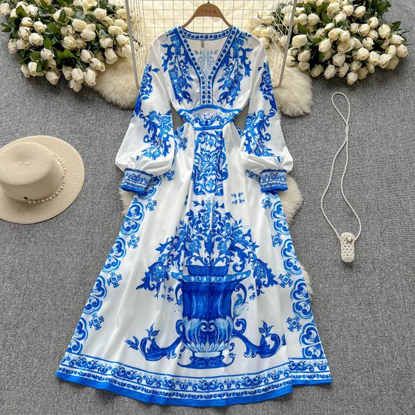 french vintage court style dress blue and white porcelain print dress premium v-neck waist long sleeve swing long dress, Black;gray
french vintage court style dress blue and white porcelain print dress premium v-neck waist long sleeve swing long dress, Black;gray
