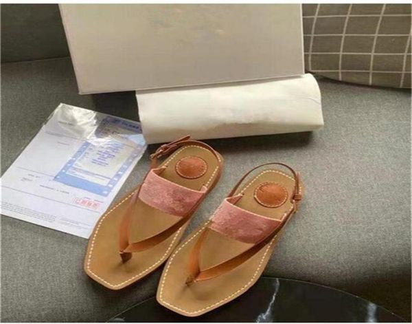 2022 branded women woody mules fflat slipper deisgner lady lettering fabric outdoor leather sole slide sandal size 35423808681, Black
2022 branded women woody mules fflat slipper deisgner lady lettering fabric outdoor leather sole slide sandal size 35423808681, Black