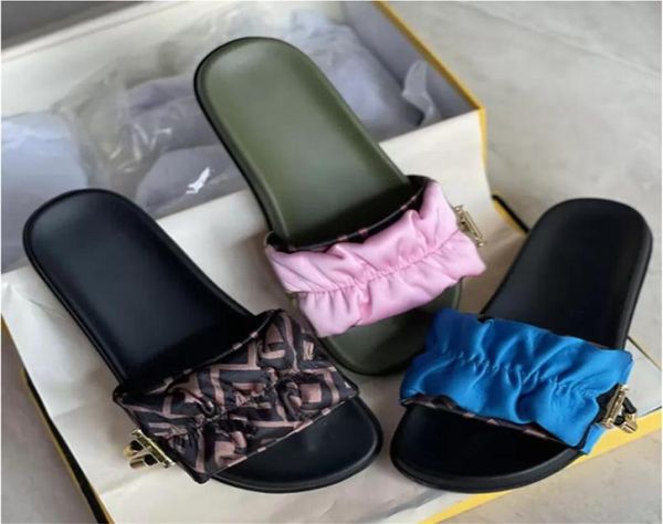 2022 designer women slides light blue satin ruched wideband slippers lady signature vertigo sandals flip flops summer beach flat 5451172, Black
2022 designer women slides light blue satin ruched wideband slippers lady signature vertigo sandals flip flops summer beach flat 5451172, Black