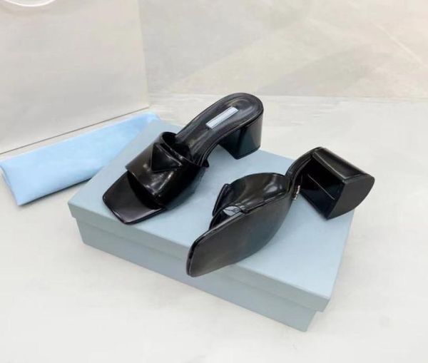 with box women fashion slippers slides summer flat slipper trendy leather rubber sandal mens beach slide us 5125100885, Black
with box women fashion slippers slides summer flat slipper trendy leather rubber sandal mens beach slide us 5125100885, Black
