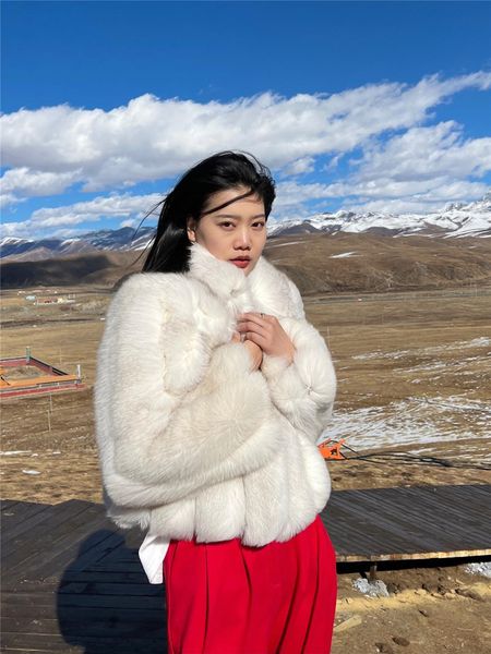 fur winter white fox fur coat for girls luxury 2022 female high qulity full sleeves plush natural fur real fox fur jacket women, Black
fur winter white fox fur coat for girls luxury 2022 female high qulity full sleeves plush natural fur real fox fur jacket women, Black