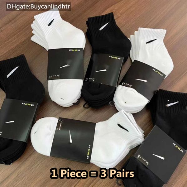 brand socks men's women's pure cotton black and white basketball sock breathable sports sweatwicking alphabet nk print
brand socks men's women's pure cotton black and white basketball sock breathable sports sweatwicking alphabet nk print