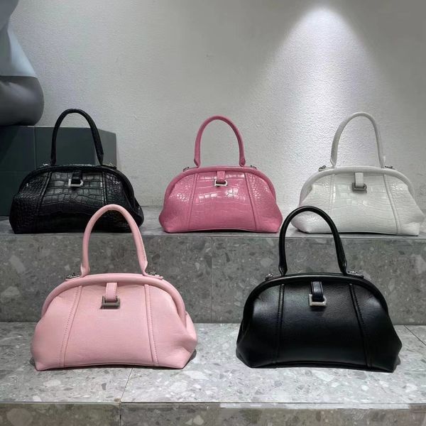 designer hourglass bag women's tote handbag purse fashion brand new portable dumpling bag classic large capacity single shoulder crossb
designer hourglass bag women's tote handbag purse fashion brand new portable dumpling bag classic large capacity single shoulder crossb