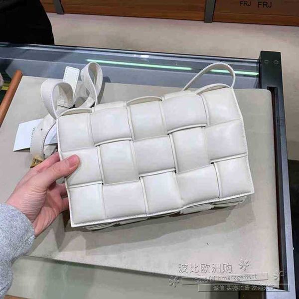 designer bottegas bags venetas cassettes baodiejias woven messenger pillow eplr have logo have logo
designer bottegas bags venetas cassettes baodiejias woven messenger pillow eplr have logo have logo