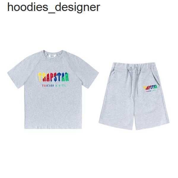 trapstar tracksuit designer shirts print letter luxury black and white trapstar shorts grey rainbow color summer sports fashion cotton short, White;black
trapstar tracksuit designer shirts print letter luxury black and white trapstar shorts grey rainbow color summer sports fashion cotton short, White;black