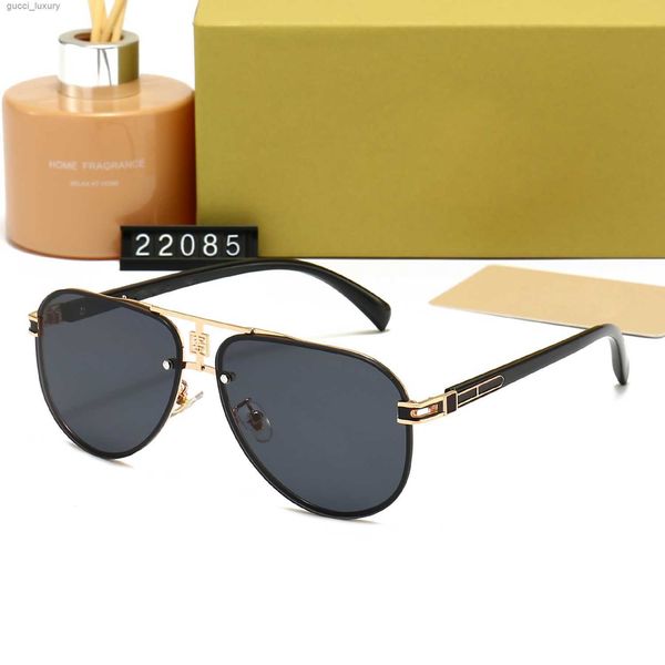 black sunglasses designer fashion eyewear glasses for woman mens rectangle oval safilo eyeglass luxury brand man rays driving beach goggle e, White;black
black sunglasses designer fashion eyewear glasses for woman mens rectangle oval safilo eyeglass luxury brand man rays driving beach goggle e, White;black