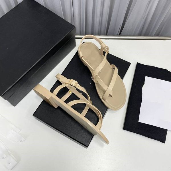 classic women's woven chain sandal designer fashion luxury elegant channel simple material flat shoes comfortable design gx5a, Black
classic women's woven chain sandal designer fashion luxury elegant channel simple material flat shoes comfortable design gx5a, Black