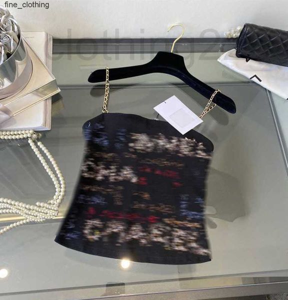 designer designer runway summer 23ss women's t-shirt fashion chain tanks ladies elegant letter women sleeveless casual tank wr23, White
designer designer runway summer 23ss women's t-shirt fashion chain tanks ladies elegant letter women sleeveless casual tank wr23, White