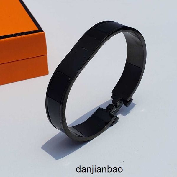 designer single bangle 2023 new designer bracelets for men and women stainless steel couple bracelet fashion jewelry valentine's day gi, Black
designer single bangle 2023 new designer bracelets for men and women stainless steel couple bracelet fashion jewelry valentine's day gi, Black