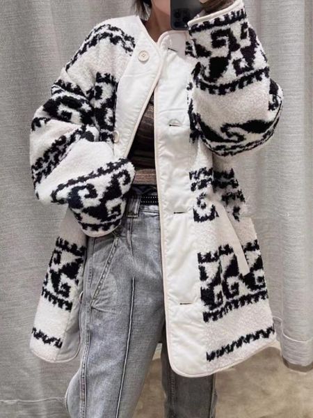 fur 2022 autumn and winter new polar fleece geometric pattern loose round neck casual twosided women casual midlength coat, Black
fur 2022 autumn and winter new polar fleece geometric pattern loose round neck casual twosided women casual midlength coat, Black