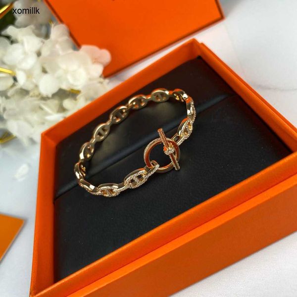 hermm classics bracelet hollow out pig nose bracelet fashion style s925 sterling silver gold plated diamond set, Black
hermm classics bracelet hollow out pig nose bracelet fashion style s925 sterling silver gold plated diamond set, Black