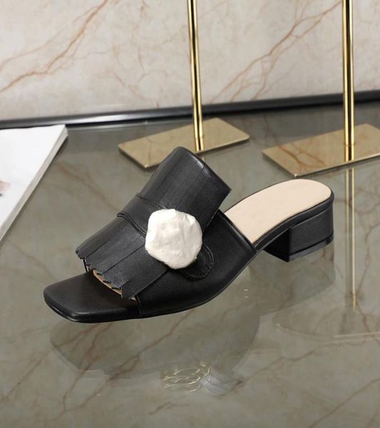summer new beach slippers fashion designer women lazy low heeled flops leather letters lady cartoon slippers luxury metal ladies s8426385, Black
summer new beach slippers fashion designer women lazy low heeled flops leather letters lady cartoon slippers luxury metal ladies s8426385, Black