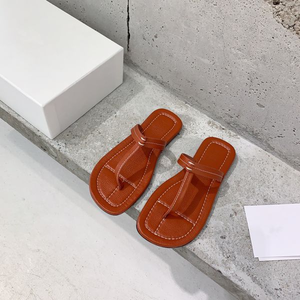 2023 luxury designer women slippers spring summer sandals women flip toe flat bottom slippers fashion outwear beach sandals size35-40, Black
2023 luxury designer women slippers spring summer sandals women flip toe flat bottom slippers fashion outwear beach sandals size35-40, Black
