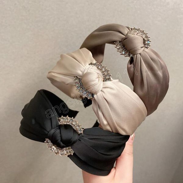 fashion women's headband center knot shining rhinestone hairband wide side fresh headwear hair accessories, Slivery;white
fashion women's headband center knot shining rhinestone hairband wide side fresh headwear hair accessories, Slivery;white