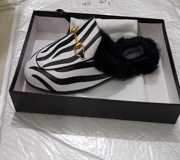 zebra slippers with hair cowhide leather with box classic fashion black rabbit hair slippers form woman3699950
zebra slippers with hair cowhide leather with box classic fashion black rabbit hair slippers form woman3699950