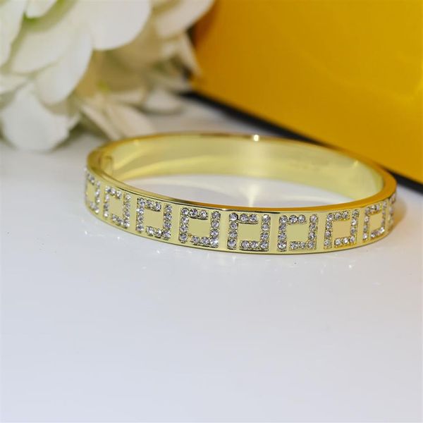 diamond bangle fashion bracelet for women gold buckle bangles f bracelets luxurys designers love bracelets gift d2206213z265f, Black
diamond bangle fashion bracelet for women gold buckle bangles f bracelets luxurys designers love bracelets gift d2206213z265f, Black