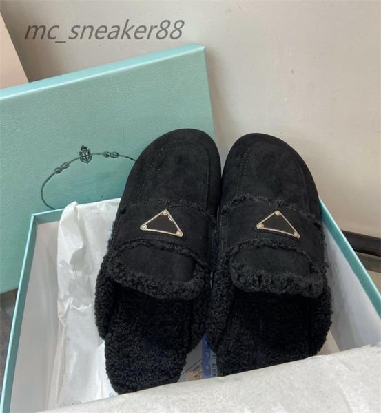 2021 winter luxury slippers designer ladies fluffy letters wool furry warm and comfortable plush wooll slides size 35403543528, Black
2021 winter luxury slippers designer ladies fluffy letters wool furry warm and comfortable plush wooll slides size 35403543528, Black
