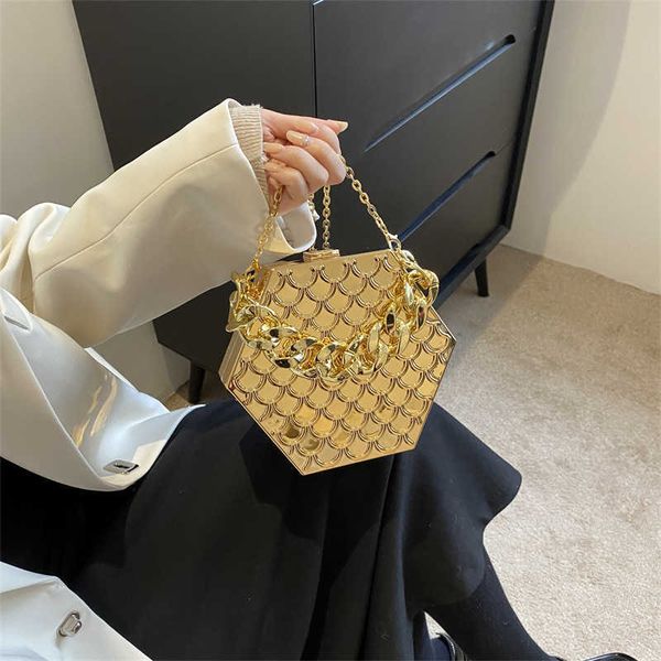 2023 trend shoulder bags acrylic bags for women new niche design chain single crossbody box fashion portable dinner purse 230614bj
2023 trend shoulder bags acrylic bags for women new niche design chain single crossbody box fashion portable dinner purse 230614bj