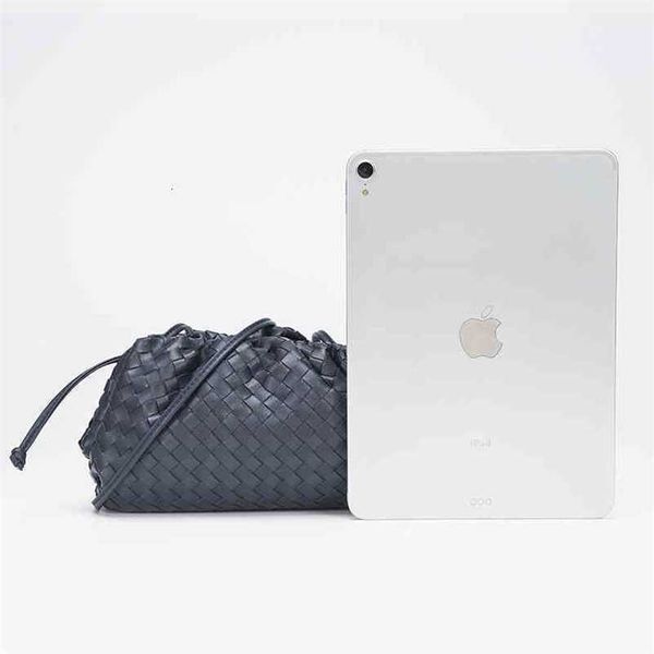 handbags designer venetas bottegas luxury handbags skin cloud soft weaving bags dumpling popular style real cowhide women's fashion on
handbags designer venetas bottegas luxury handbags skin cloud soft weaving bags dumpling popular style real cowhide women's fashion on
