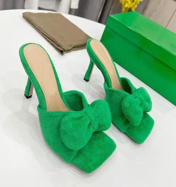 2022 classic designer suede half slippers cowhide 100 leather bow thin heels slides woman shoe beach lazy sandals high heele4491075, Black
2022 classic designer suede half slippers cowhide 100 leather bow thin heels slides woman shoe beach lazy sandals high heele4491075, Black