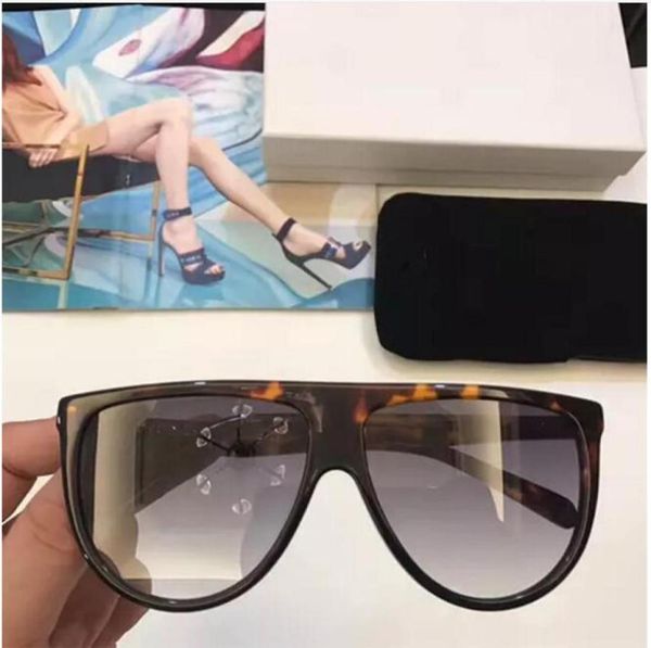 41435 sunglasses vintage audrey fashion women brand designer cl41435 big frame flap oversized leopard pc plank frame material 1905833, White;black
41435 sunglasses vintage audrey fashion women brand designer cl41435 big frame flap oversized leopard pc plank frame material 1905833, White;black
