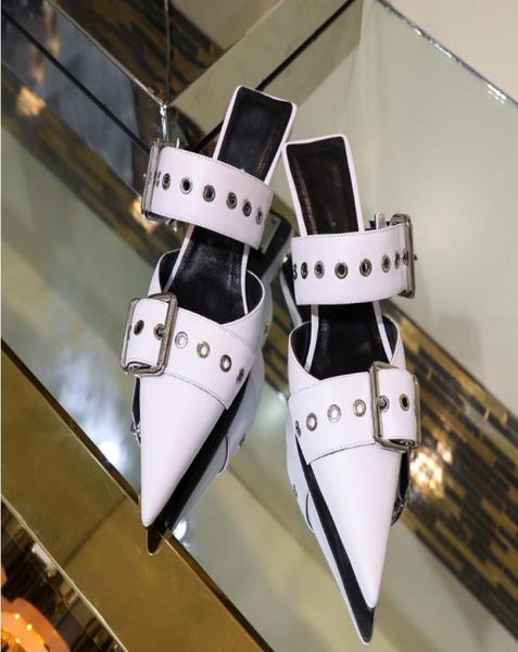 grade black white calfskin leather riveted buckle pointed kitten heel mules luxury women fashion designer shoes 40mm4443176
grade black white calfskin leather riveted buckle pointed kitten heel mules luxury women fashion designer shoes 40mm4443176