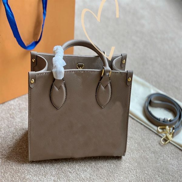 latest 35cm women designers handbags crossbody bags 2021 summer gradient color large-capacity mommy shopping bag fashion tote shou225g
latest 35cm women designers handbags crossbody bags 2021 summer gradient color large-capacity mommy shopping bag fashion tote shou225g