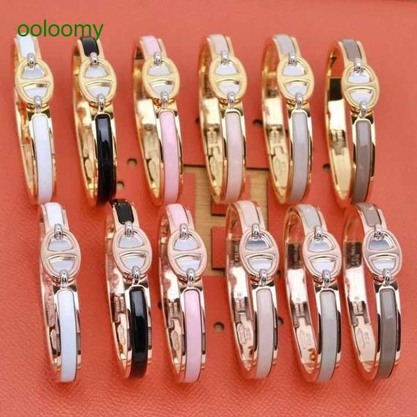 original hemrres designer bracelet 2023 counter pig nose enamel new colorless rose gold couple's high beauty gift gold bracelet for wom, Black
original hemrres designer bracelet 2023 counter pig nose enamel new colorless rose gold couple's high beauty gift gold bracelet for wom, Black