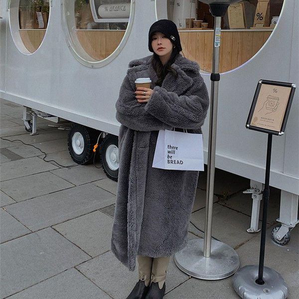 fur women 2022 autumn winter new genuine wool fur jackets female solid color loose outerwear ladies long sheep shearing coats r453, Black
fur women 2022 autumn winter new genuine wool fur jackets female solid color loose outerwear ladies long sheep shearing coats r453, Black